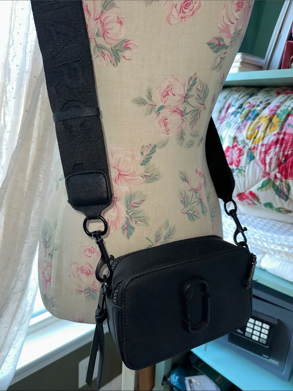 Marc Jacobs Snap Shot Black Leather Compact Double-Zip Camera Crossbody